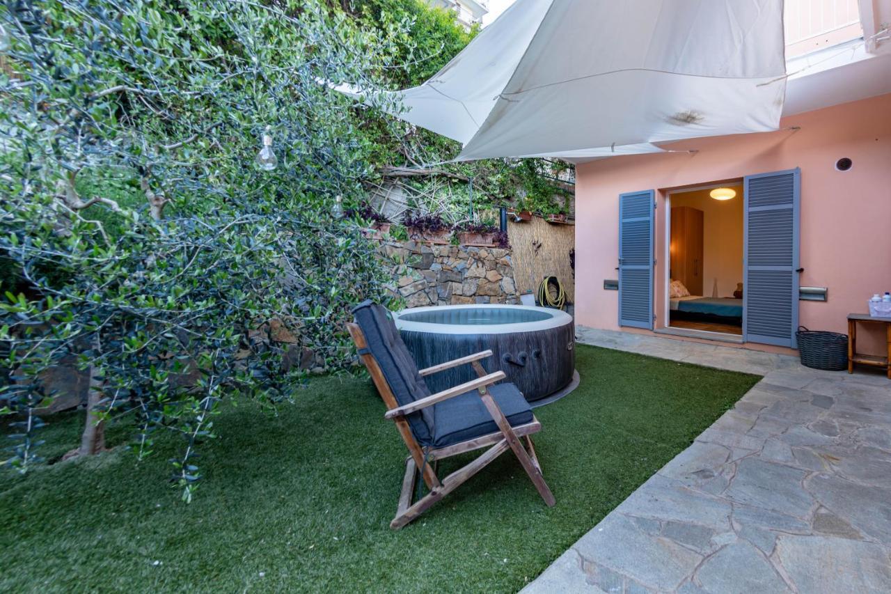 H11 Country Lux - Jacuzzi - Sanremo - Garden Apartment Bagian luar foto